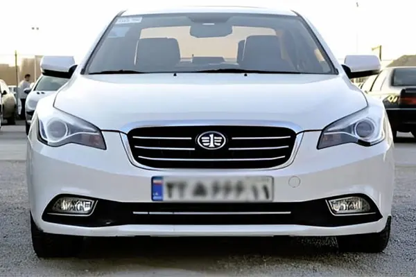 مقایسه بسترن B50F با لیفان 820